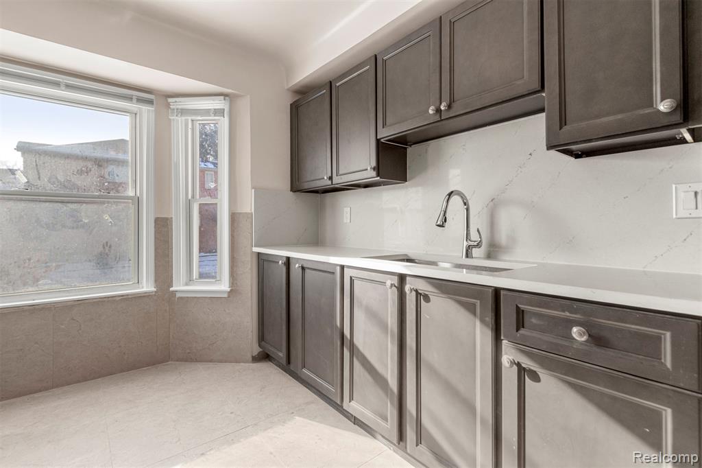 7801 Appoline Street, Dearborn, MI 48126 — Photo 16