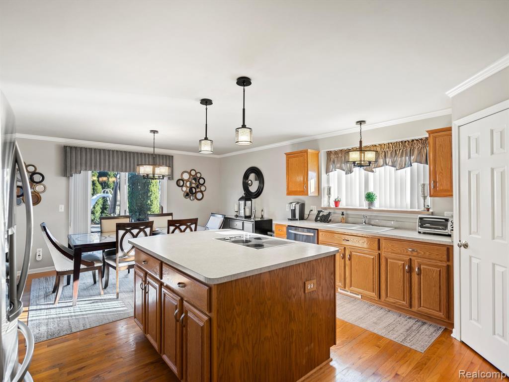 46490 MARINER Drive, Macomb, MI 48044 — Photo 16