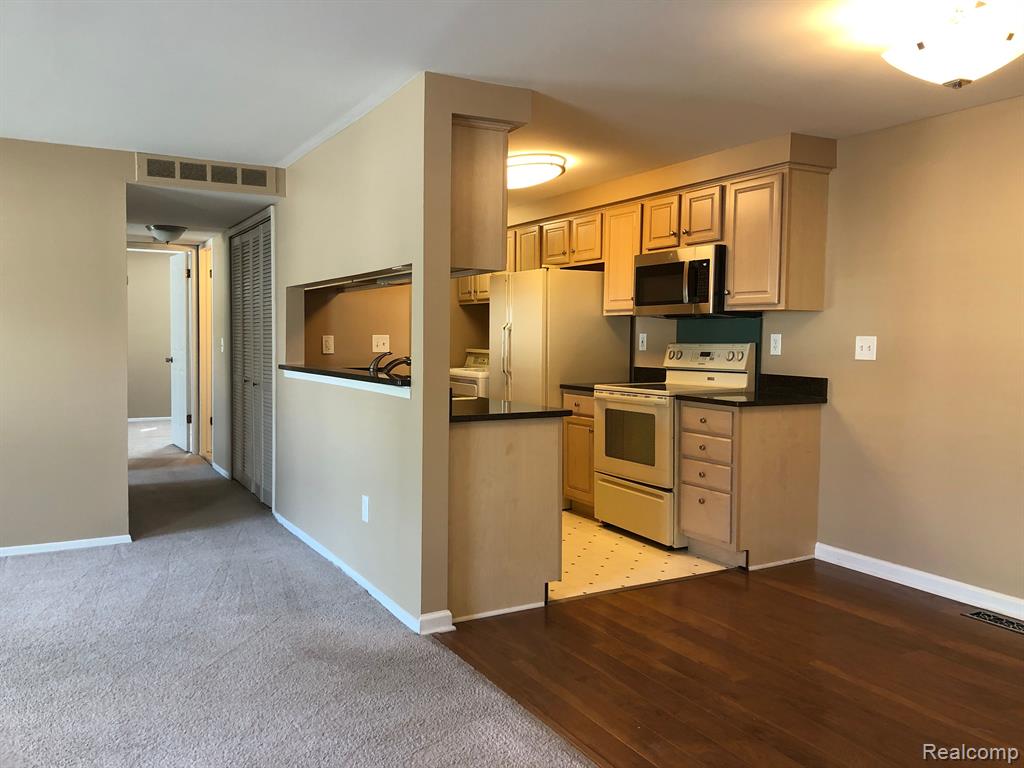 41729 ONAWAY Drive, Northville, MI 48167 — Photo 8