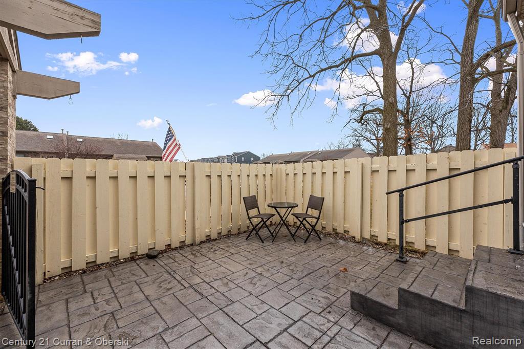 62401 Raleigh Court, 1, South Lyon, MI 48178 — Photo 4