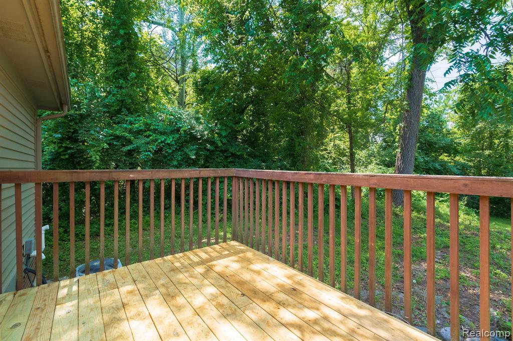 21433 Archwood Circle, Farmington Hills, MI 48336 — Photo 3