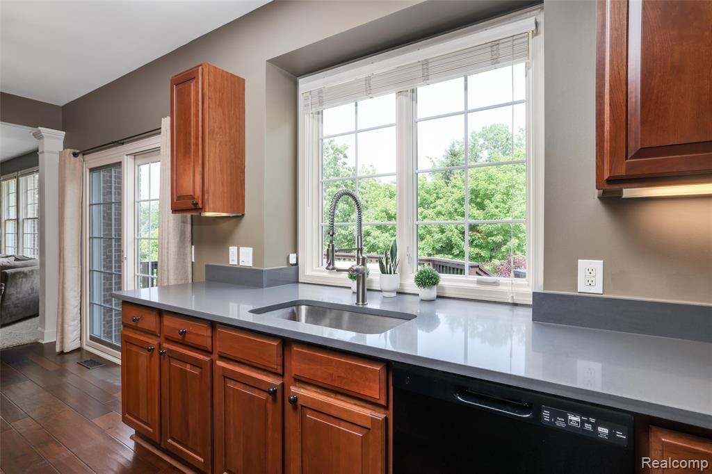 17590 White Pine Court, Northville, MI 48168 — Photo 22