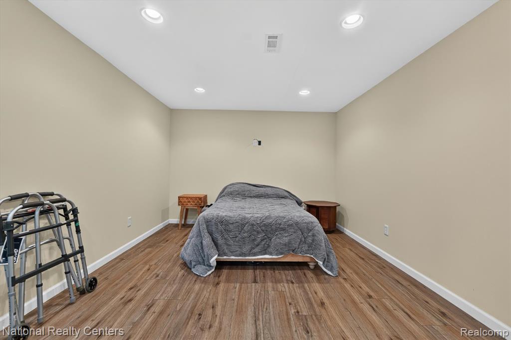 2915 Allison Lane, Highland, MI — Photo 30