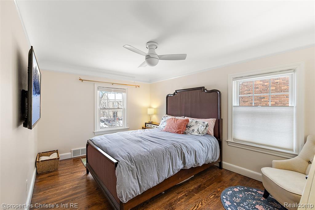 446 McKinley Avenue, Grosse Pointe Farms, MI 48236 — Photo 28