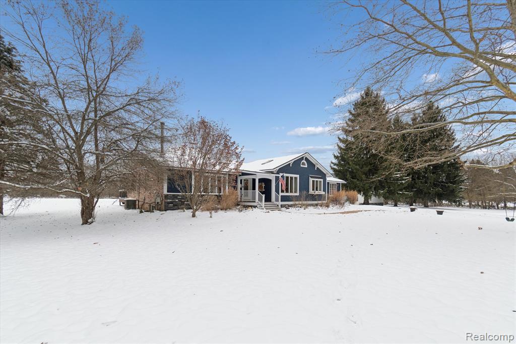 187 Darwin Road, Pinckney, MI 48169 — Photo 3
