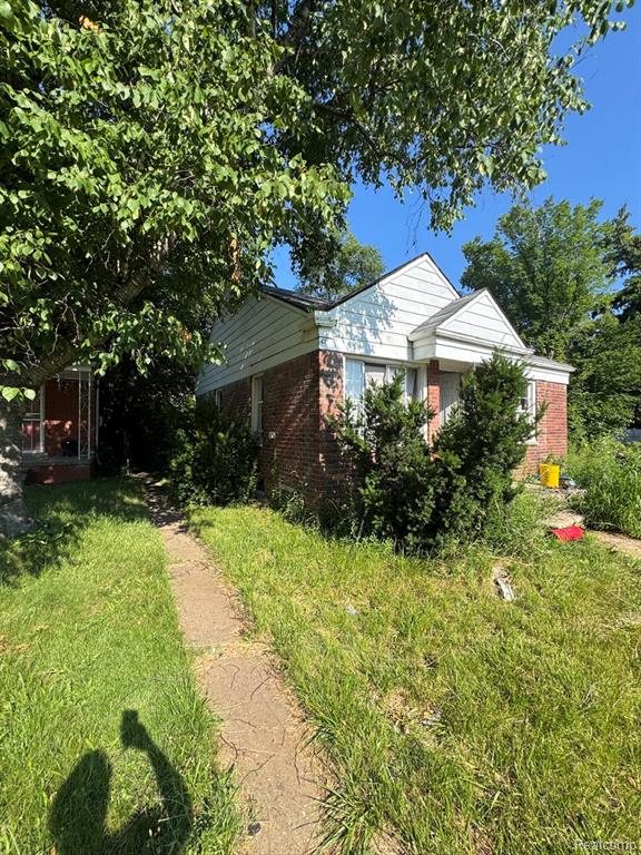 18811 Kelly Road - Photo 2