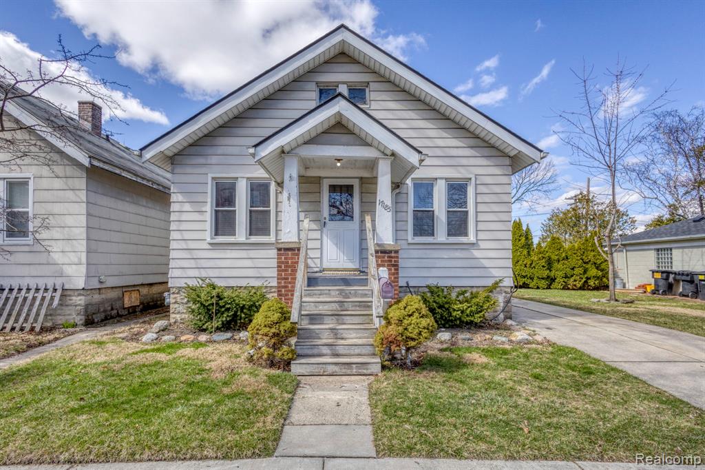 17185 New York Street - Photo 2