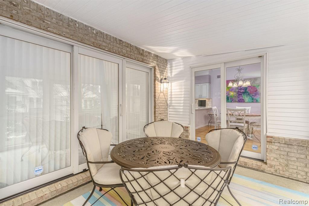 512 WYNGATE Drive, Rochester, MI 48307 — Photo 15