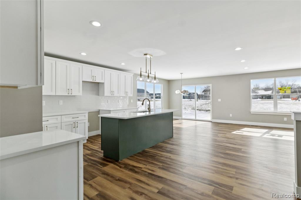 10190 Hunt Drive, Davison, MI 48423 — Photo 16