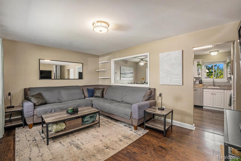 41222 Paign Drive, Sterling Heights, MI 48313 — Photo 10