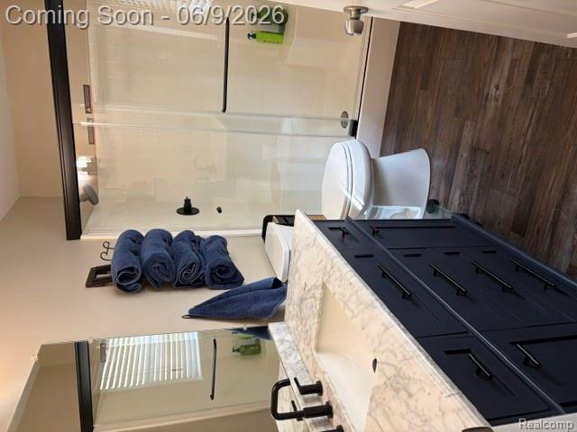 5523 Ashby Court, Waterford, MI 48327 — Photo 15