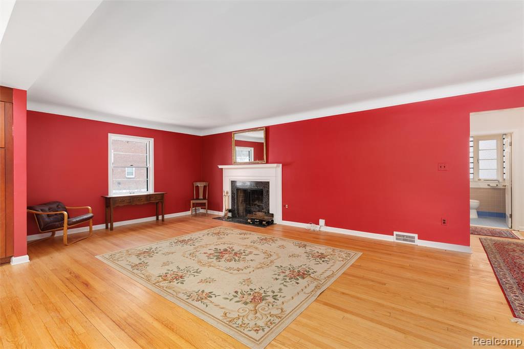 12935 Victoria Avenue, Huntington Woods, MI — Photo 13