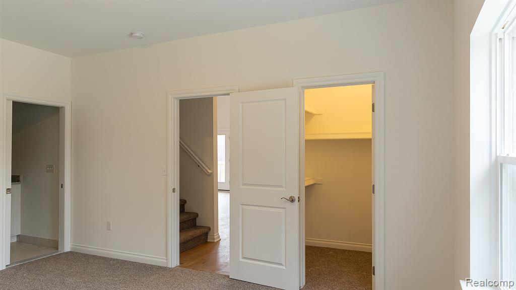 74 GUANONOCQUE Street, Auburn Hills, MI 48326 — Photo 9