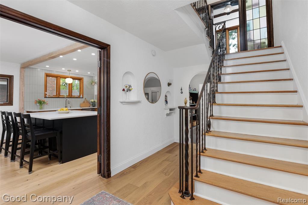 641 W WOODLAND Street, Ferndale, MI 48220 — Photo 5