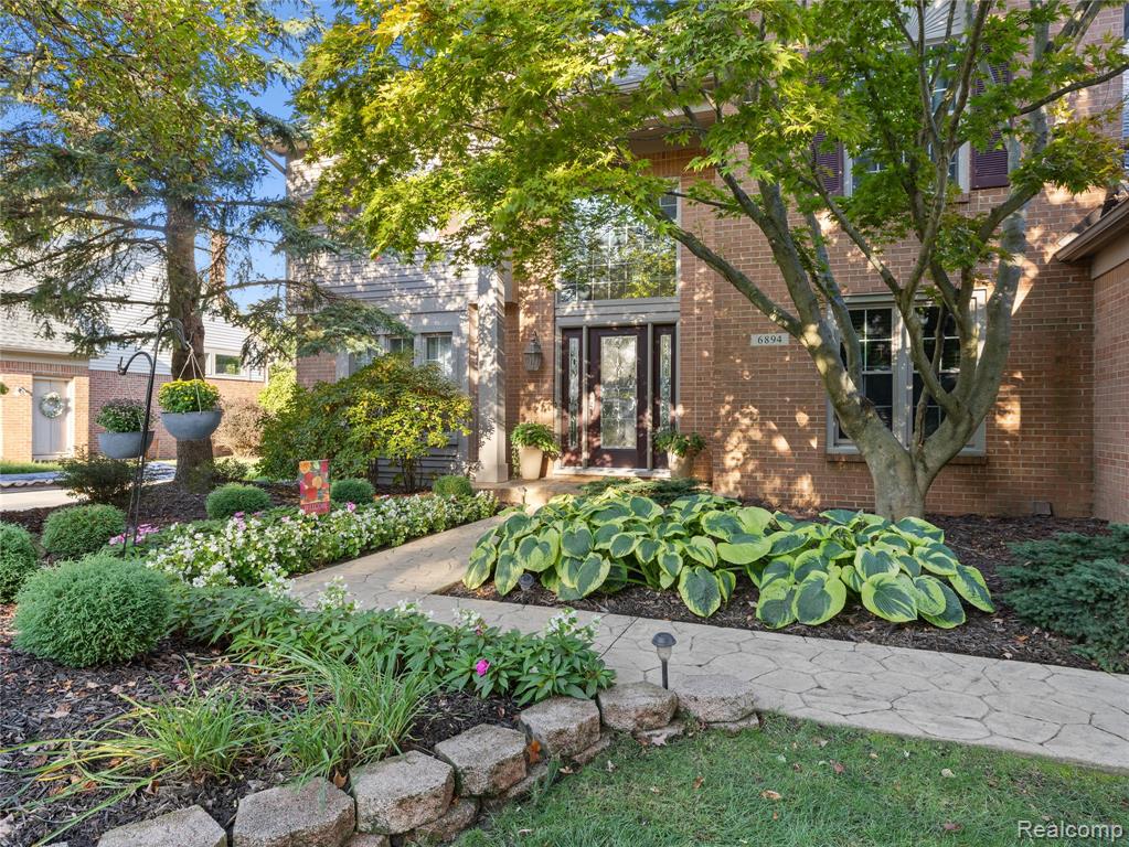 6894 Kings Mill Drive, Canton, MI 48187 — Photo 4
