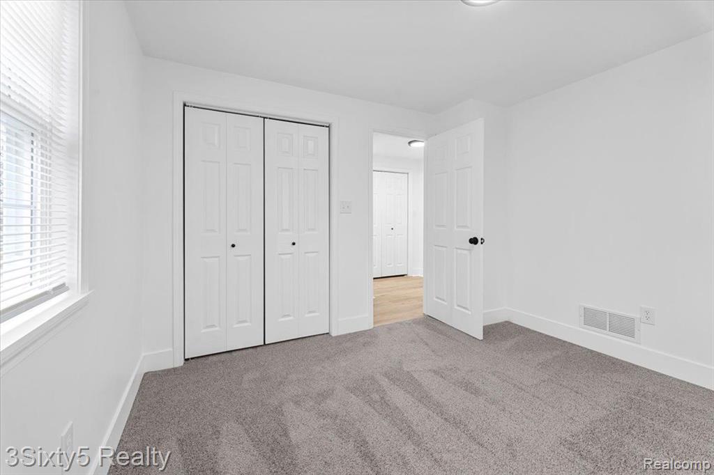 8072 E EDSEL FORD, Detroit, MI 48213 — Photo 14