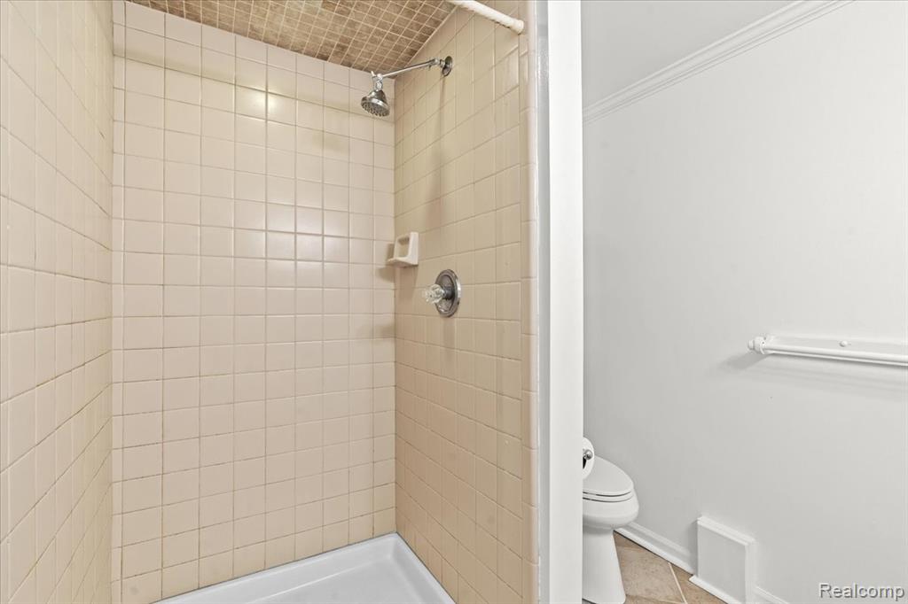 1737 S Hill Blvd Boulevard E, Bloomfield Hills, MI 48304 — Photo 31