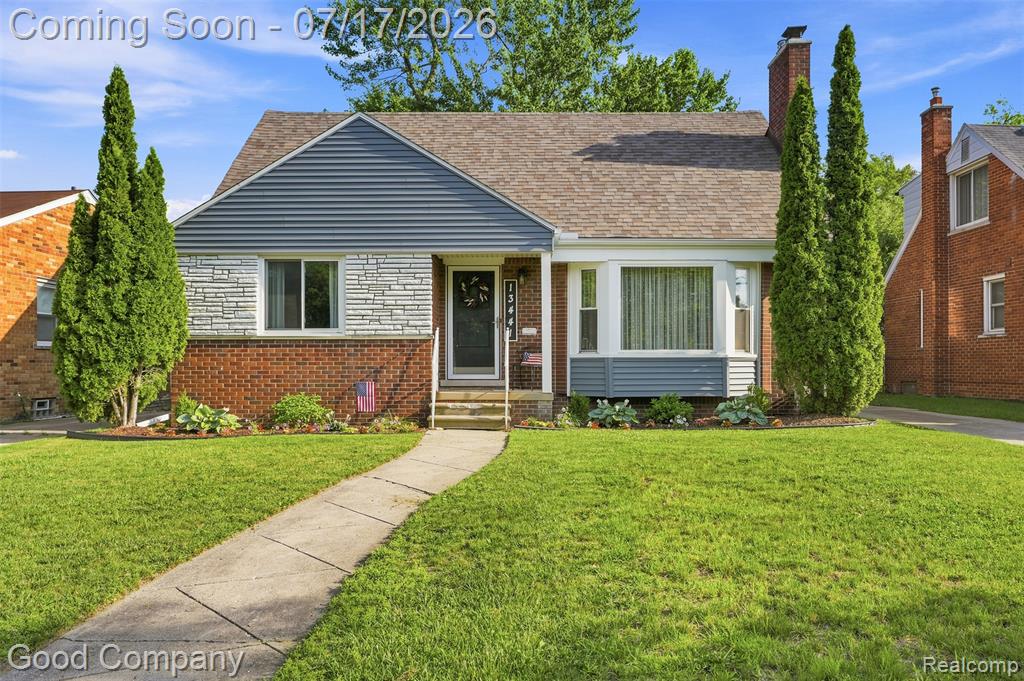 13441 Oak Park Boulevard, Oak Park, MI 48237