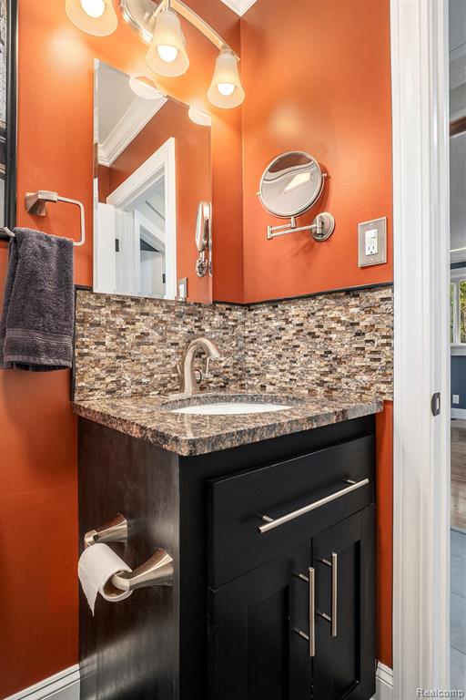 441 CLAYBURN Boulevard, Waterford, MI 48327 — Photo 13