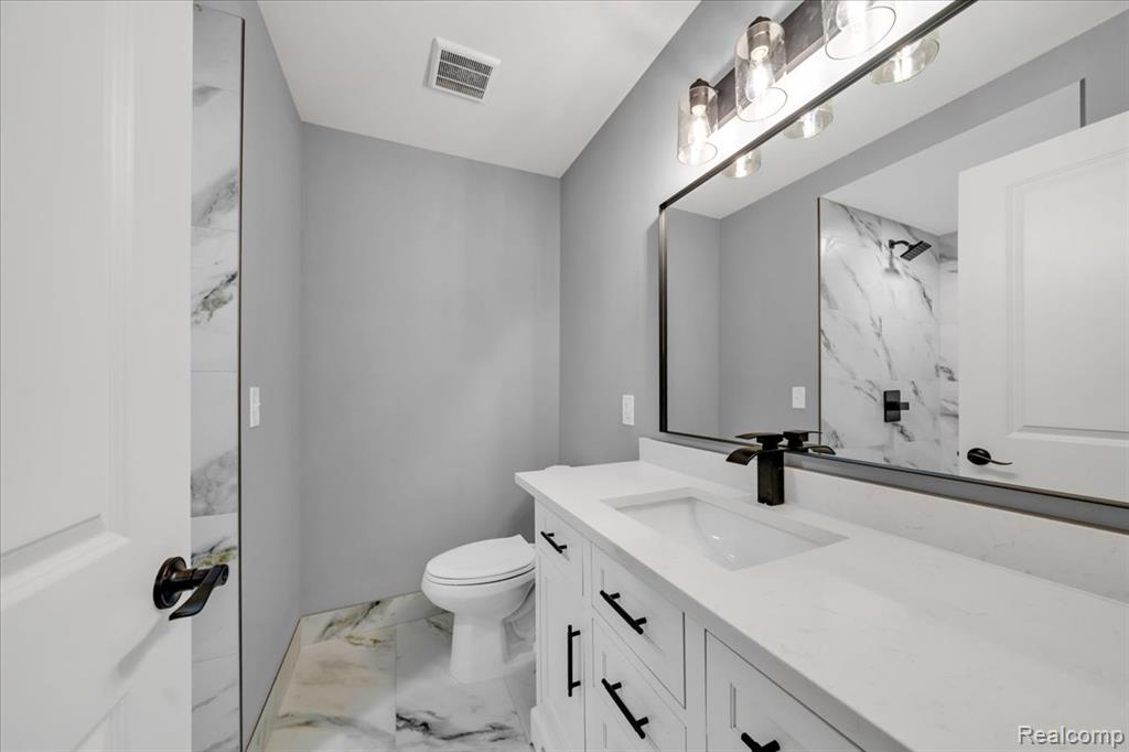 61326 Woodstock Court, Washington, MI — Photo 30
