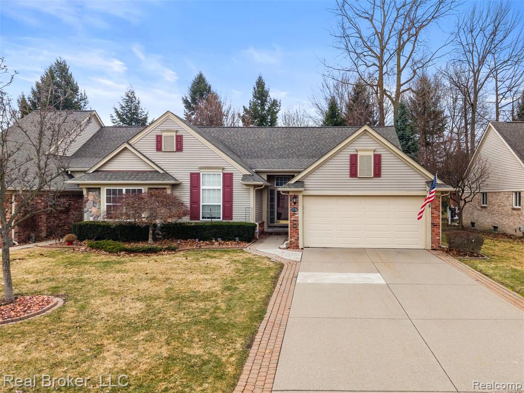 5776 Woodview Drive, 6, Sterling Heights, MI 48314 — Photo 33