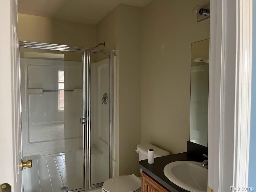 20039 HIDDEN OAKS Drive, Trenton, MI 48183 — Photo 7