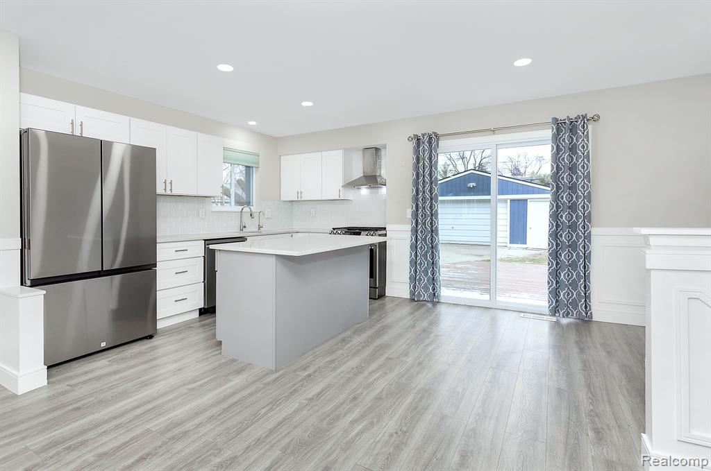 430 DEVILLEN Avenue, Royal Oak, MI 48073 — Photo 6