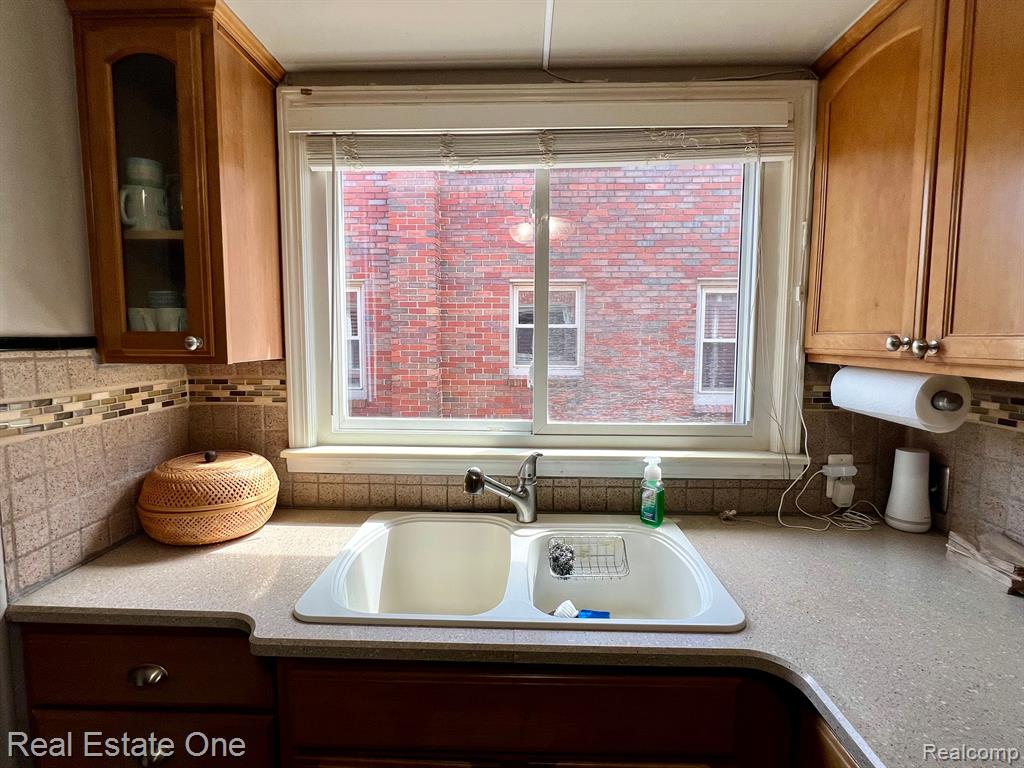 530 N LAFAYETTE Street, Dearborn, MI 48128 — Photo 14