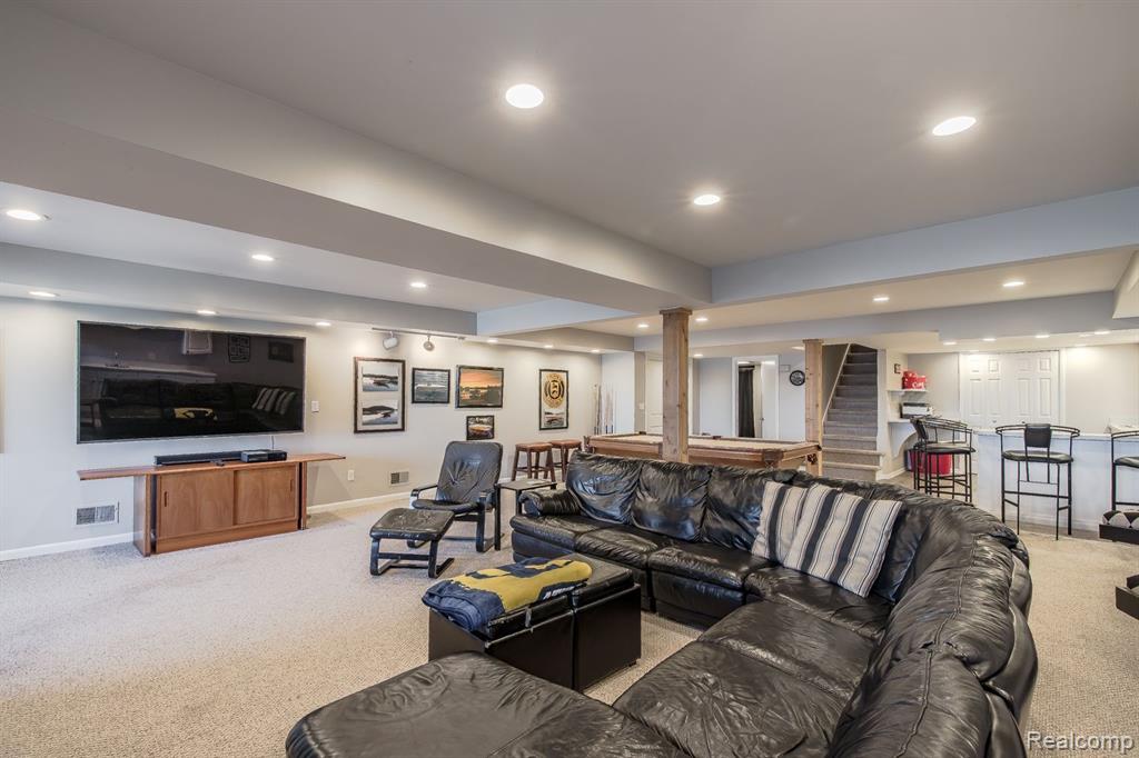 4830 SHERWELL Drive, Waterford, MI 48327 — Photo 37