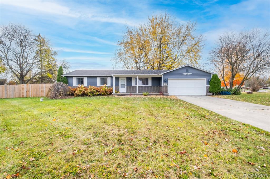 7121 S Fork Drive, Swartz Creek, MI 48473 — Photo 2