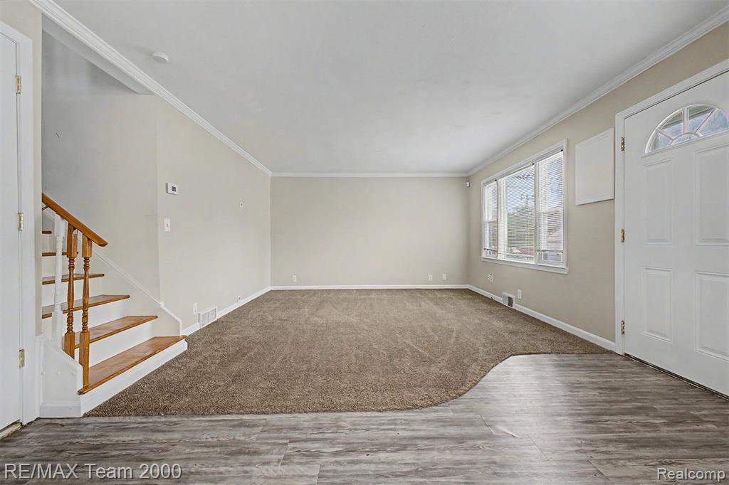 5635 Westpoint Street, Dearborn Heights, MI 48125 — Photo 15