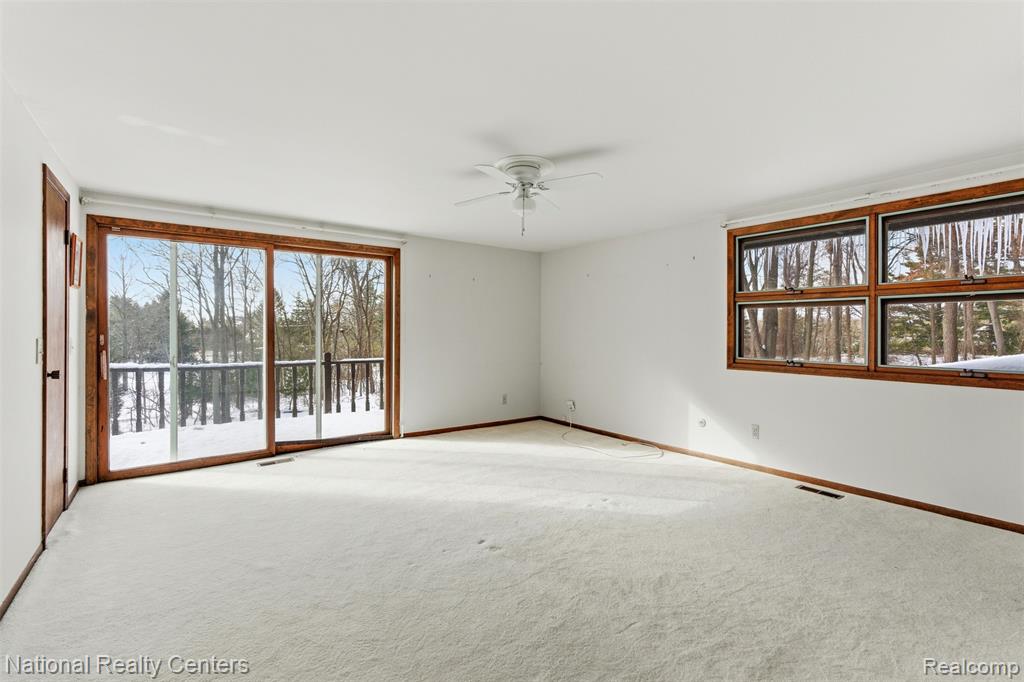 4710 Cove Road, West Bloomfield, MI 48323 — Photo 43