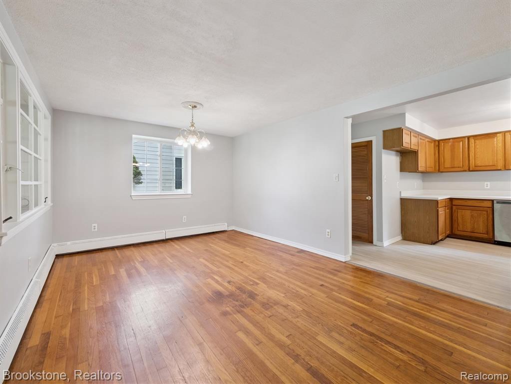 771 Gertrude Road, Waterford, MI 48328 — Photo 18