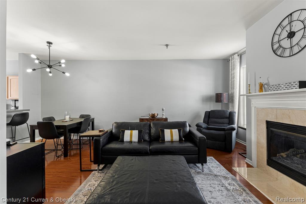25445 Saint James, Southfield, MI 48075 — Photo 18