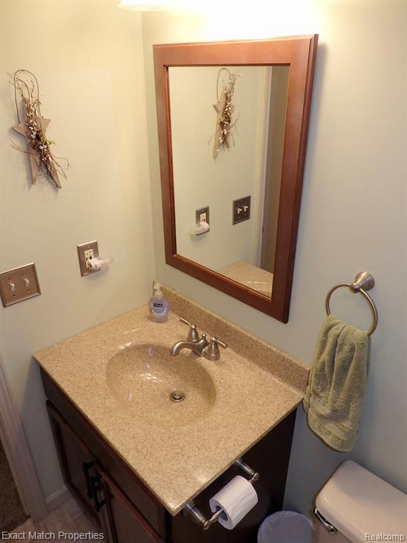7180 HOWELL Avenue, Waterford, MI 48327 — Photo 31