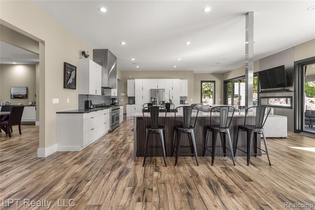 5029 Forest Valley Drive, Clarkston, MI 48348 — Photo 11
