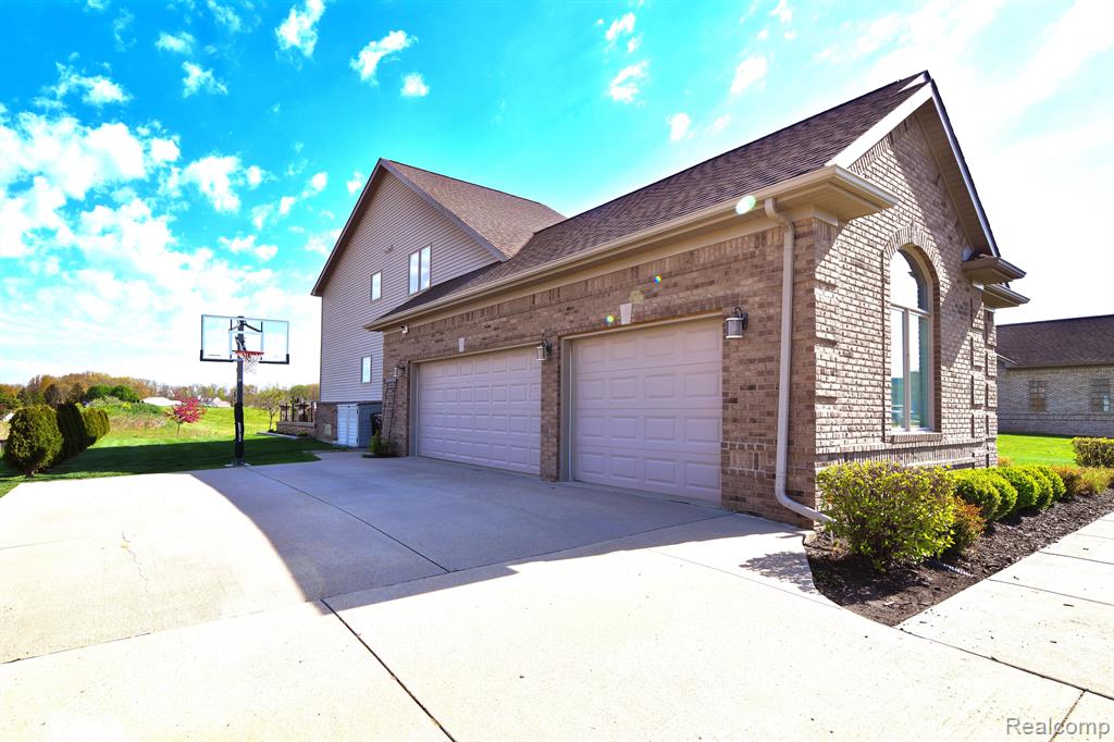 9185 COPPER RIDGE Drive, Davison, MI 48423 — Photo 61