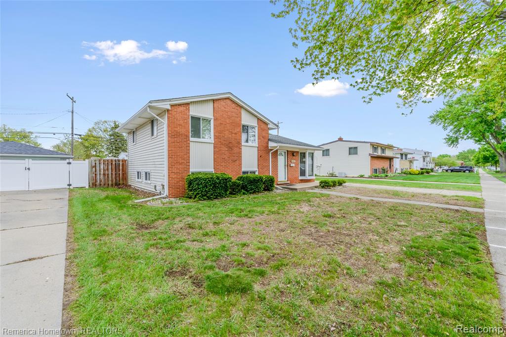 6842 Geronimo Street, Westland, MI — Photo 3