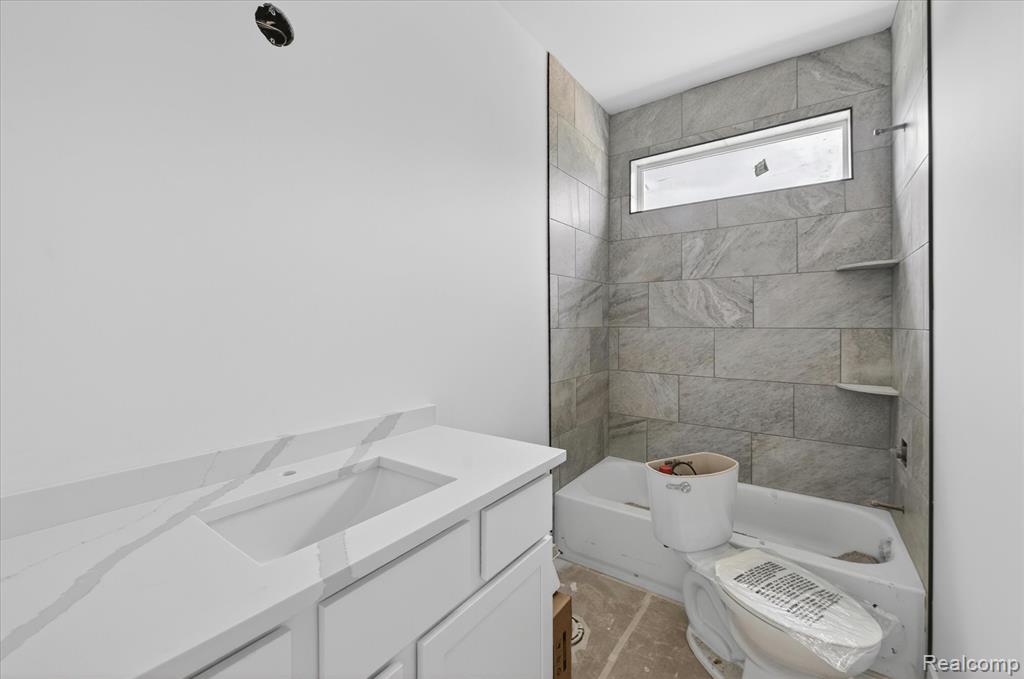 3297 Oak Grove Road, Howell, MI 48855 — Photo 11