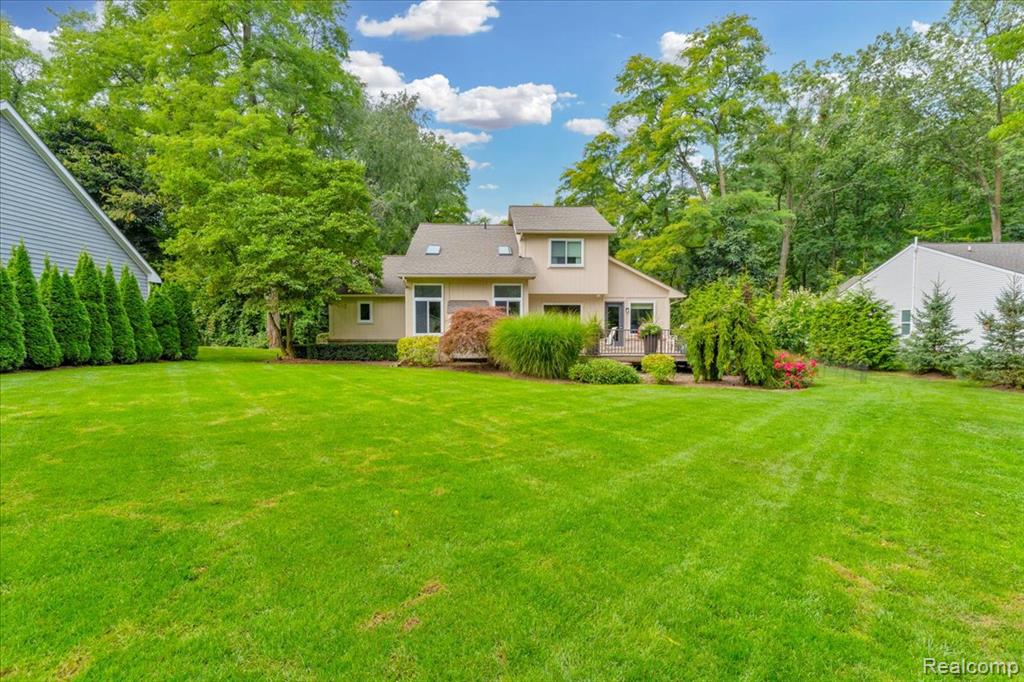 5050 Whitlow Court, Commerce Twp, MI 48382 — Photo 33