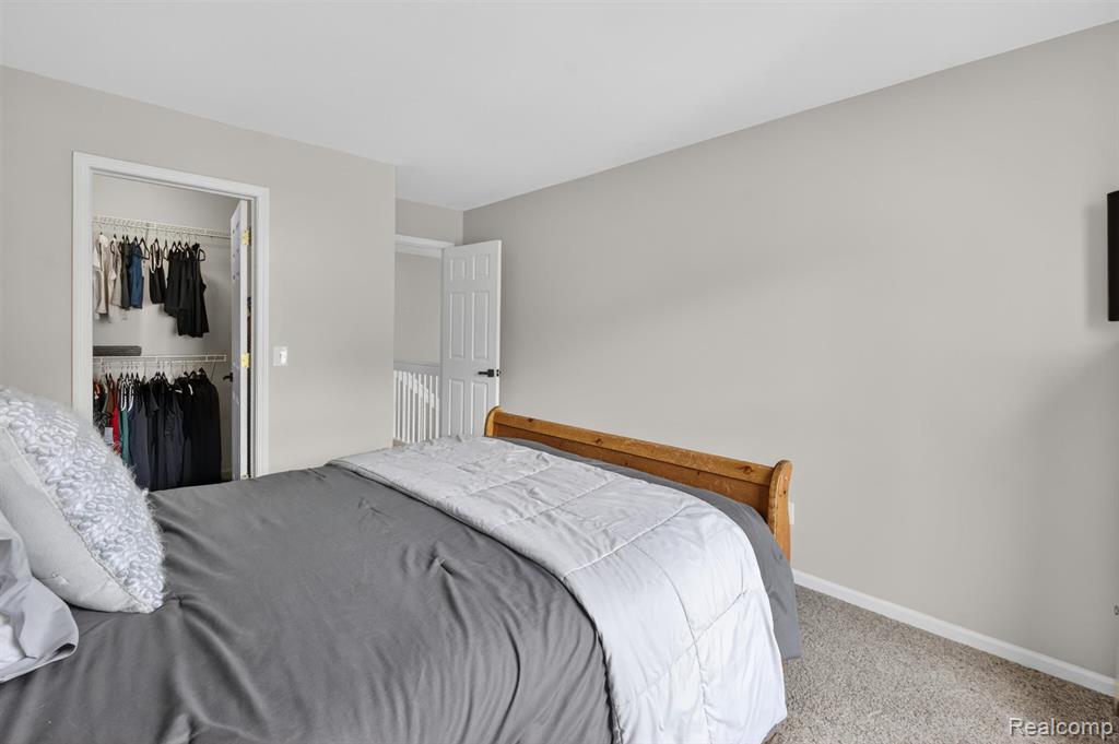 7359 Colchester Lane, West Bloomfield, MI — Photo 29