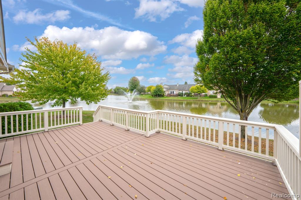 43134 Napa Drive, 35, Sterling Heights, MI 48314 — Photo 3
