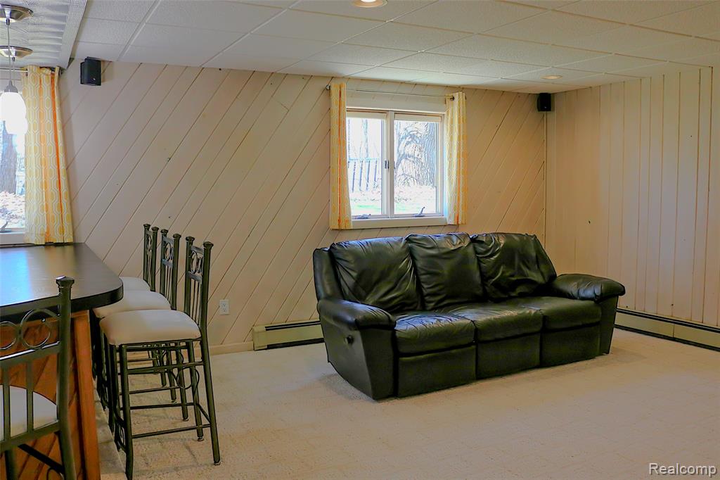 2821 3rd Avenue W, Gladstone, MI 49837 — Photo 55