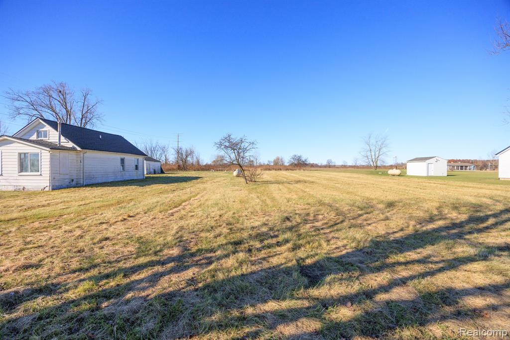 63575 North Avenue, Ray, MI — Photo 3