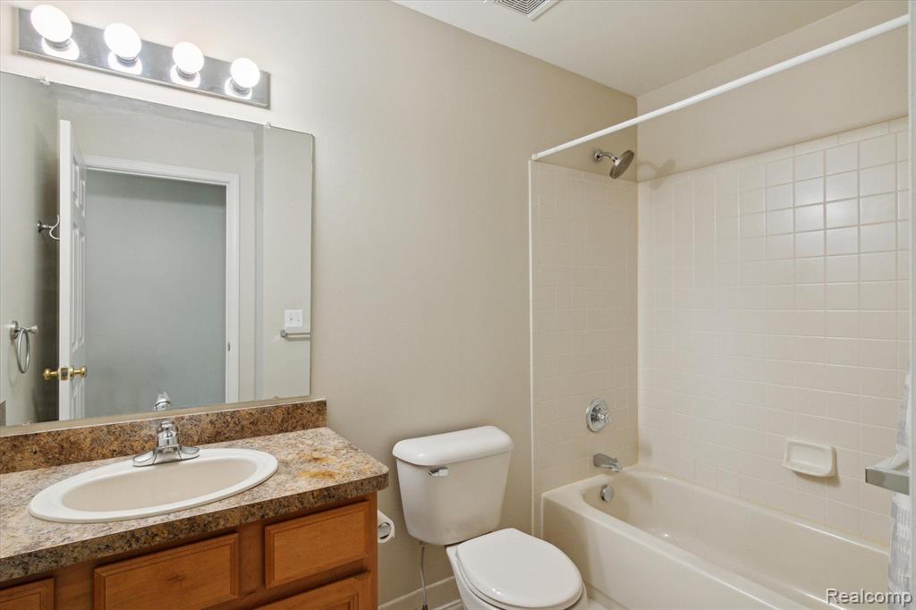 16871 DOVER Drive, Northville, MI 48168 — Photo 12
