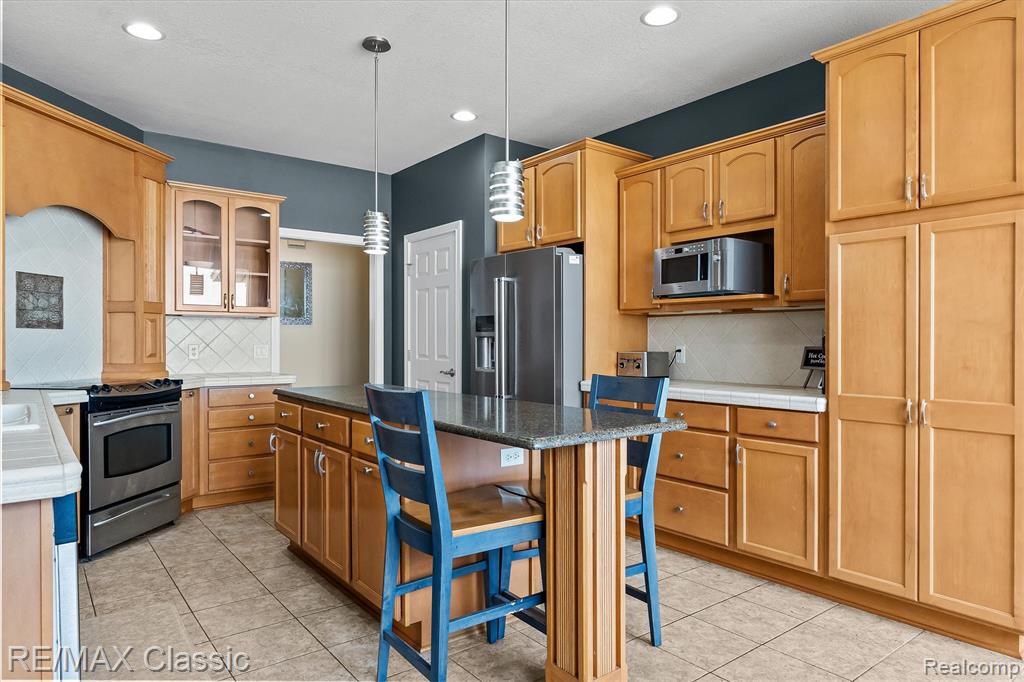 5118 S Shore Drive, Whitehall, MI, 49461