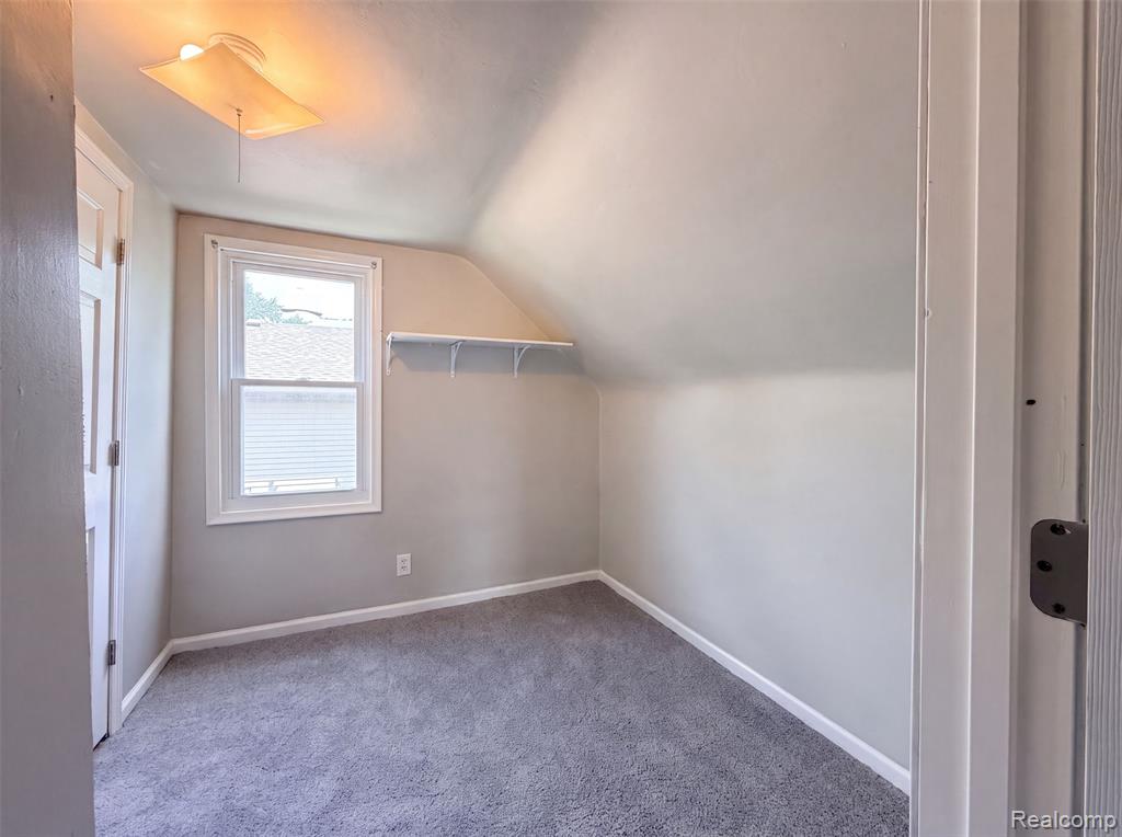 6455 Norborne Avenue, Dearborn Heights, MI 48127 — Photo 7