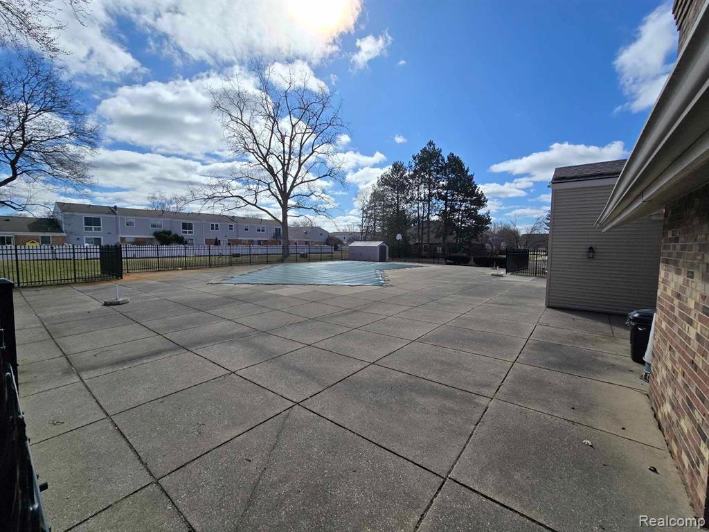 24450 BASHIAN Drive, Novi, MI — Photo 25