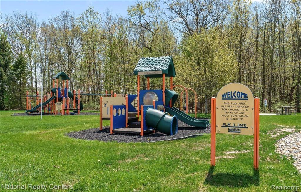 4067 Kirkway Court, 110, Howell, MI 48843 — Photo 30