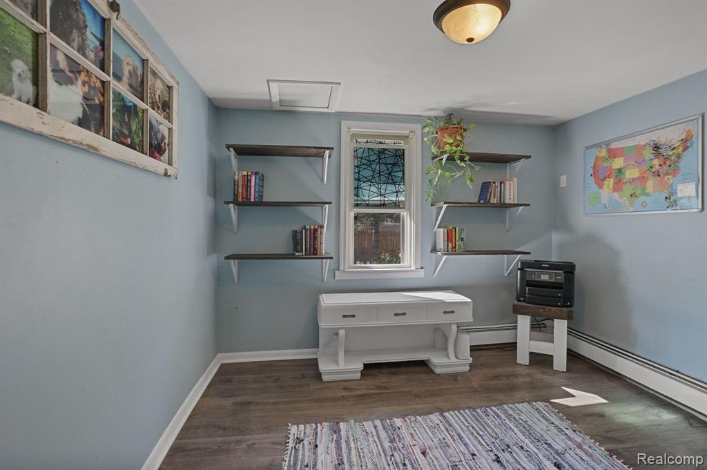81 N EAGAN Drive, Lake Orion, MI 48362 — Photo 8